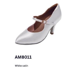 WOMEN BALLROOM SHOES AM8011